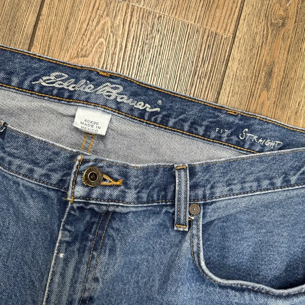 Eddie Bauer Mens Straight Fit Jeans Size 40x30 Blue Medium Wash Denim Pants